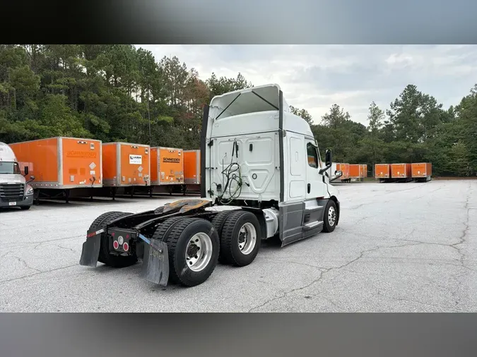 2022 Freightliner Cascadia 1267739249f1a060db9f9a2ff8a2cbbe4cb