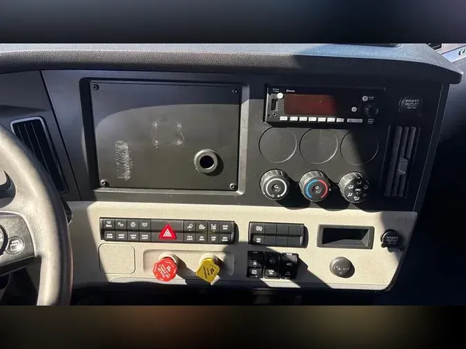2022 FREIGHTLINER CA126773932d72a87ede7765dfc71e915589f
