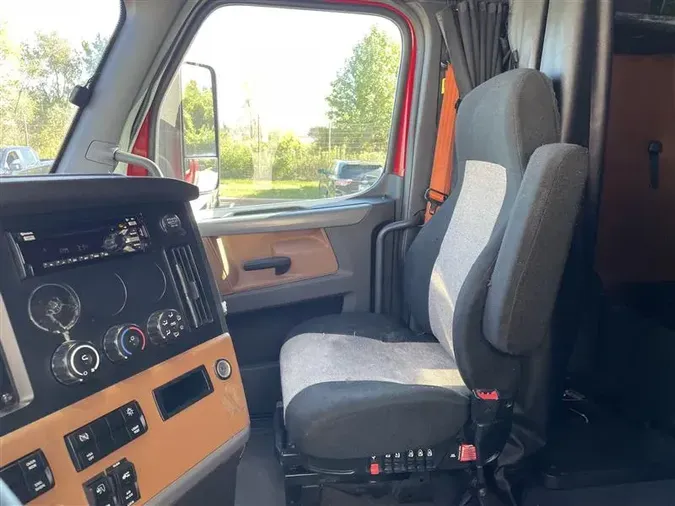 2020 FREIGHTLINER CASCADIA