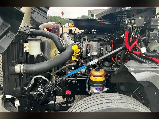 2019 INT LT625 6x4