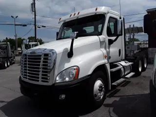 2013 Freightliner CASCADIA 125