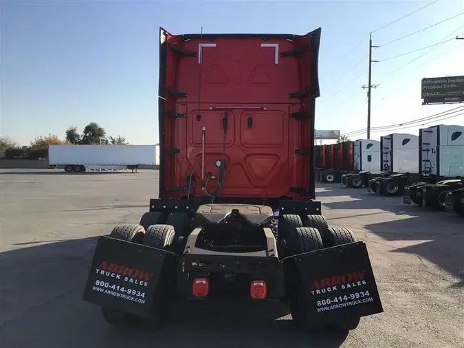 2023 FREIGHTLINER CA126