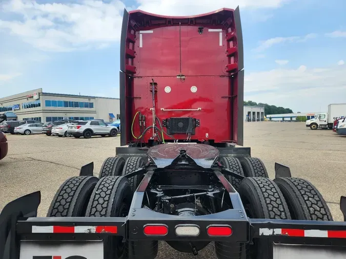 2023 PETERBILT 579
