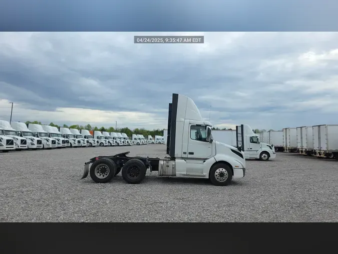 2018 Volvo VNL300