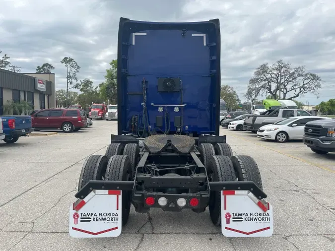 2021 Kenworth T680