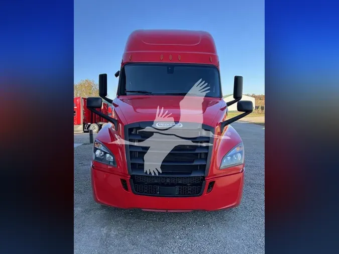 2020 FREIGHTLINER CASCADIA 126