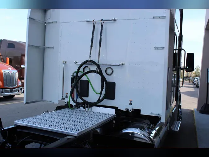 2022 Peterbilt 5677757cdd733c1c57aa447f50a1ce82dca