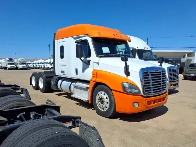 2020 FREIGHTLINER/MERCEDES CASCADIA 1257759e457be75f843332bf5be5588e357