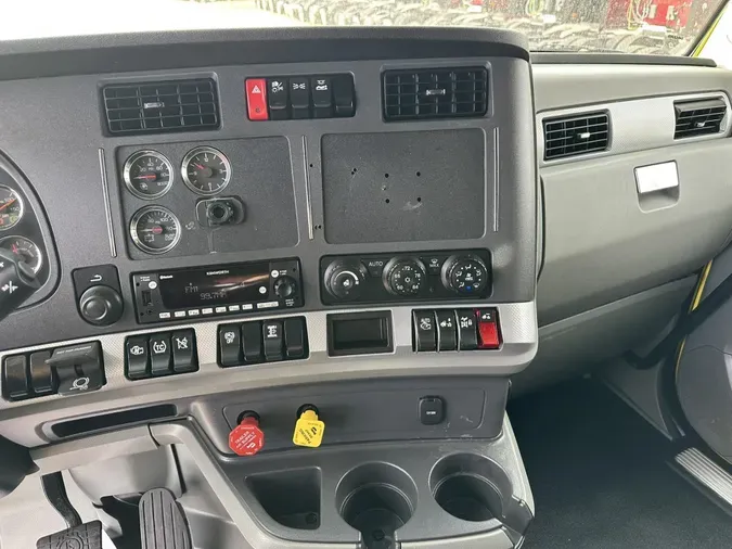 2021 Kenworth T680