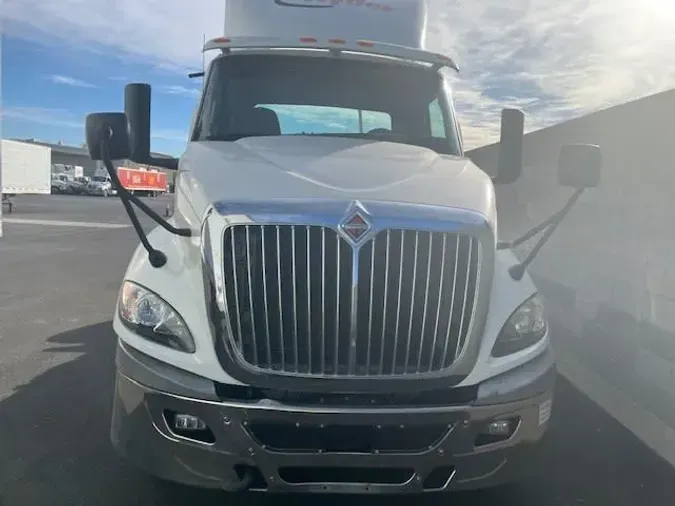 2019 NAVISTAR INTERNATIONAL RH613 DAYCAB S/A