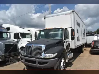 2019 INTERNATIONAL DURASTAR 4300