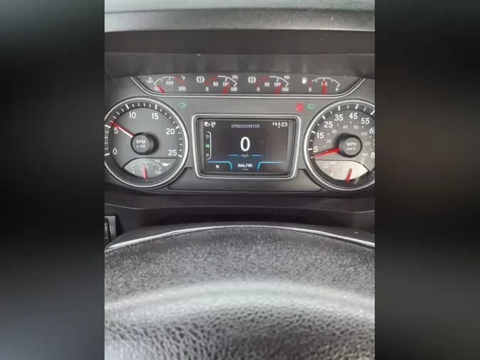 2019 NAVISTAR INTERNATIONAL RH613 DAYCAB S/A