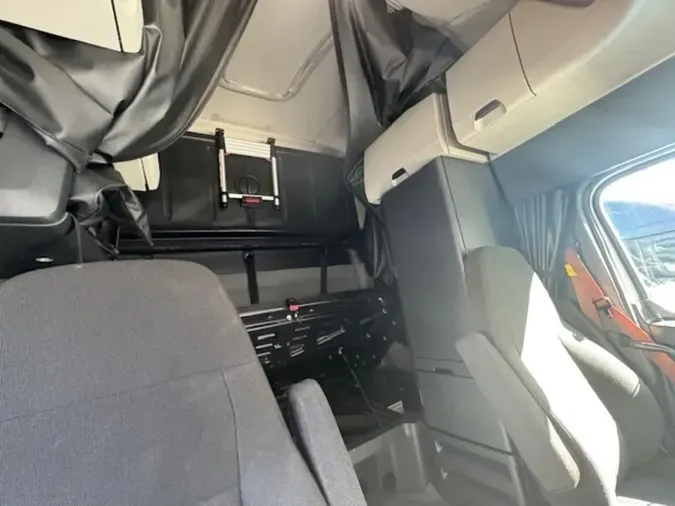 2020 FREIGHTLINER/MERCEDES NEW CASCADIA PX12664