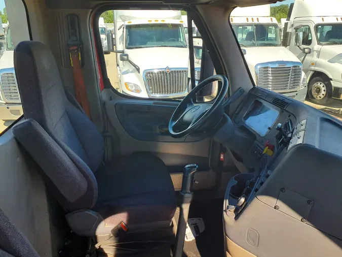 2019 FREIGHTLINER/MERCEDES CASCADIA 125