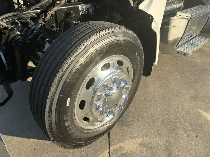 2020 Peterbilt 567