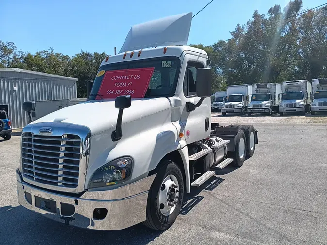 2019 FREIGHTLINER/MERCEDES CASCADIA 125