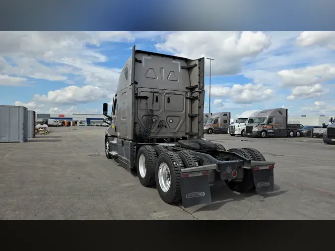 2024 Freightliner Cascadia 126776d04caab855731175a0876dd9ed22b