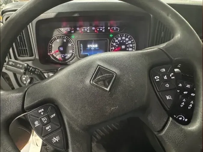 2019 NAVISTAR INTERNATIONAL LT625 SLPR CAB