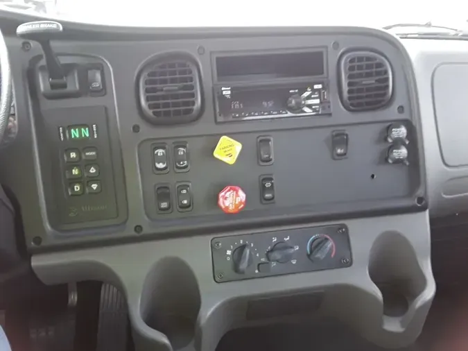2018 FREIGHTLINER/MERCEDES M2 1067770a229e2055a106572c05e5db4f000