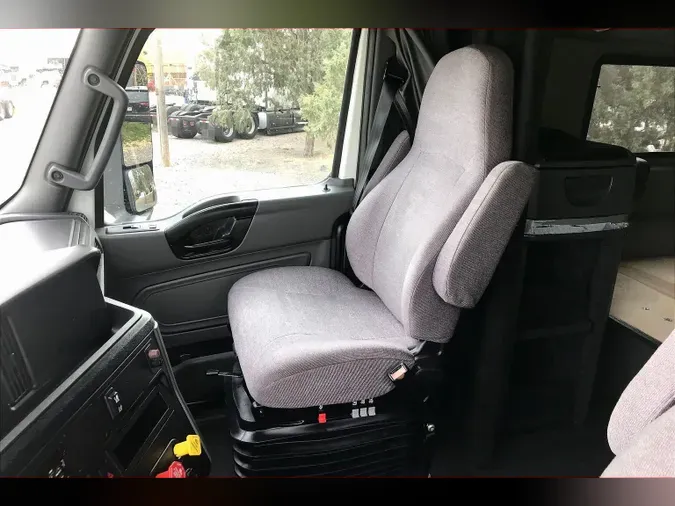 2021 INT LT625 6x47770cf75d6f66886721612c9cd4ab62f