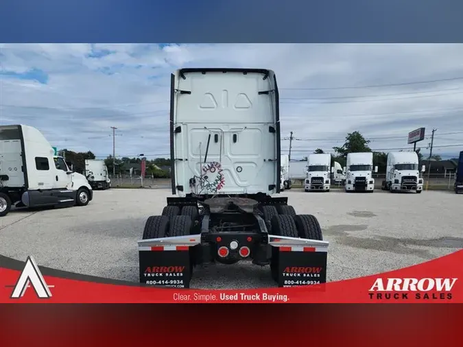 2020 FREIGHTLINER CASCADEVO1