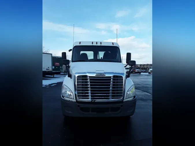 2018 FREIGHTLINER/MERCEDES CASCADIA 125