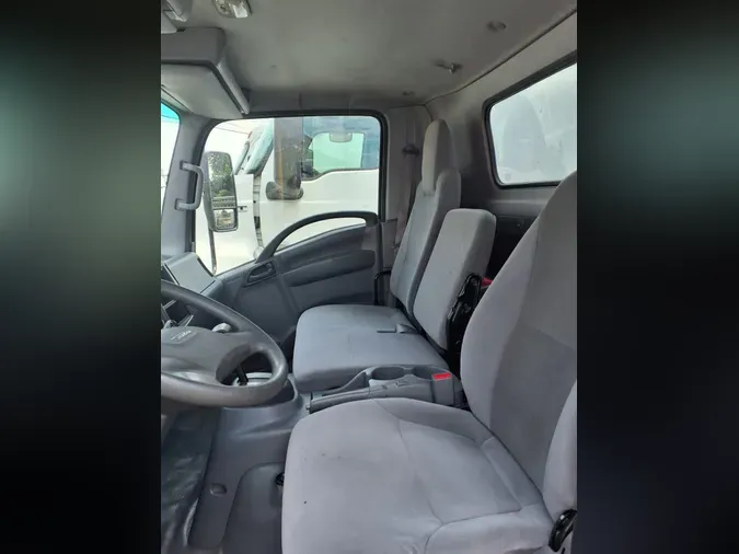 2017 ISUZU NPR HD