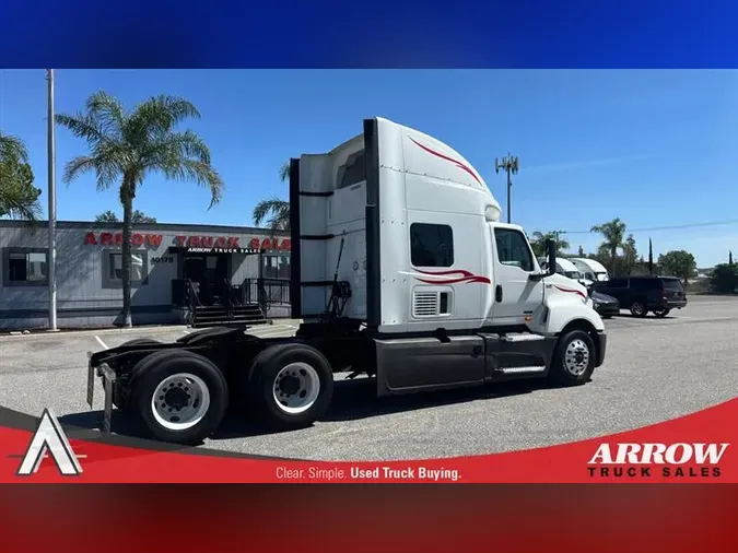 2022 INTERNATIONAL LT