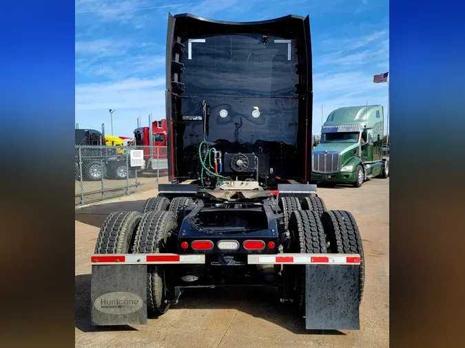 2021 Peterbilt 579777bf4d1b3d07285aba5c80058e99332