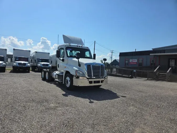 2018 FREIGHTLINER/MERCEDES CASCADIA 125777cdd25f52d8f520a5c186ea9f47f2e