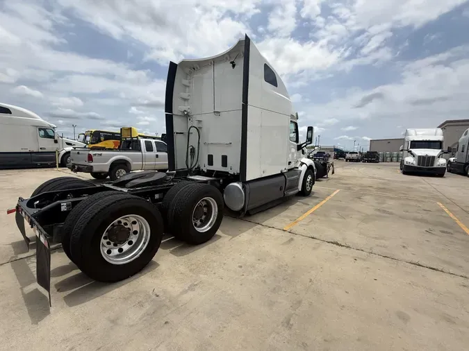 2021 Peterbilt 579