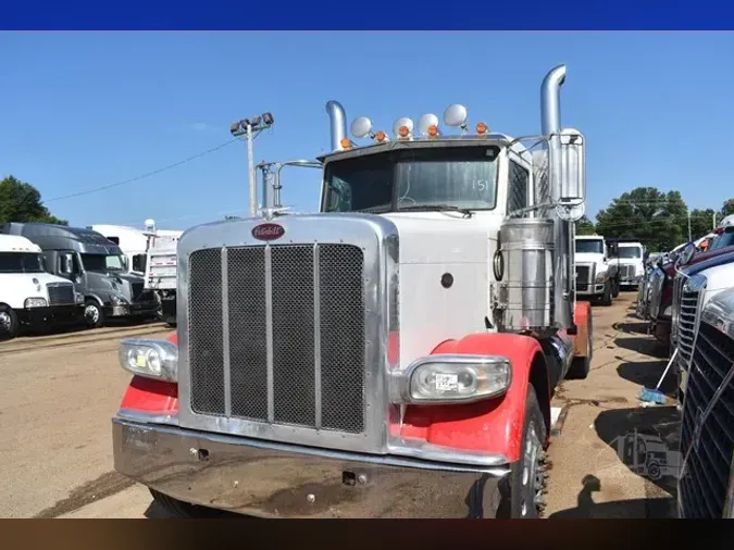 2013 PETERBILT 388