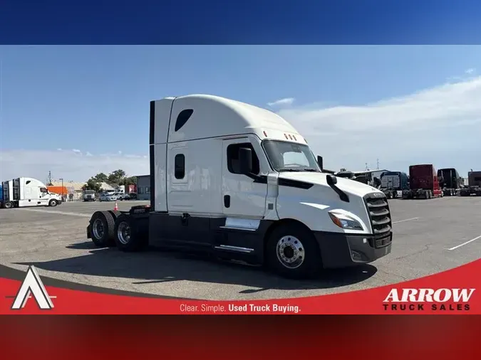 2022 FREIGHTLINER CA126