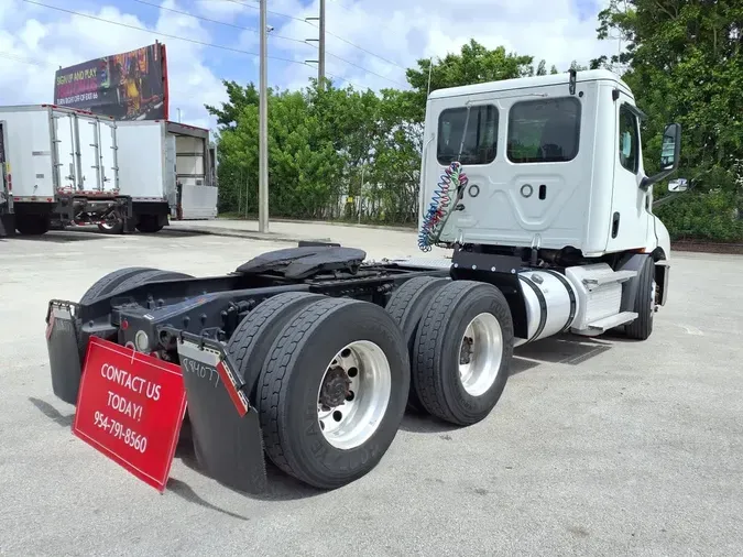 2020 FREIGHTLINER NEW CASCADIA 116