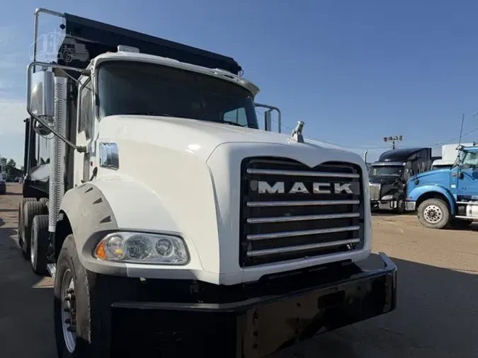 2013 MACK GRANITE GU813778a5c9cdeb51211d6fe508c76d76308