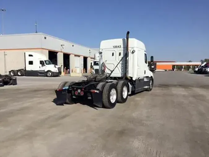 2020 Freightliner Cascadia