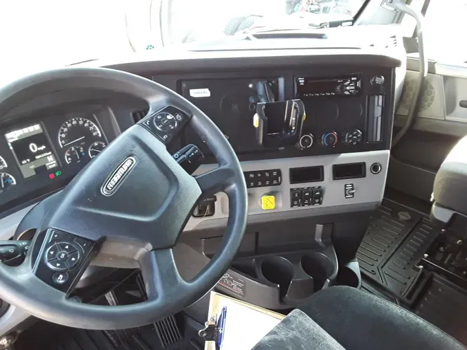 2018 FREIGHTLINER/MERCEDES PT126064ST