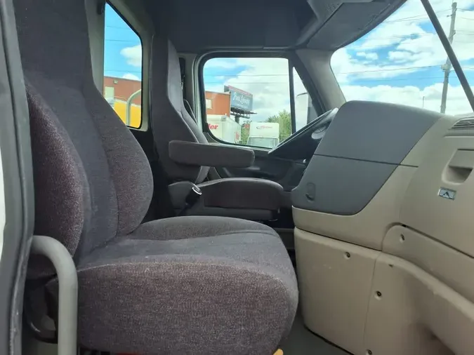2018 FREIGHTLINER/MERCEDES CASCADIA 125778d7800315a05e149efa62f866bd181
