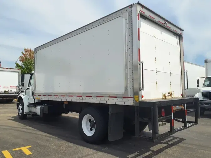 2019 FREIGHTLINER M2 106
