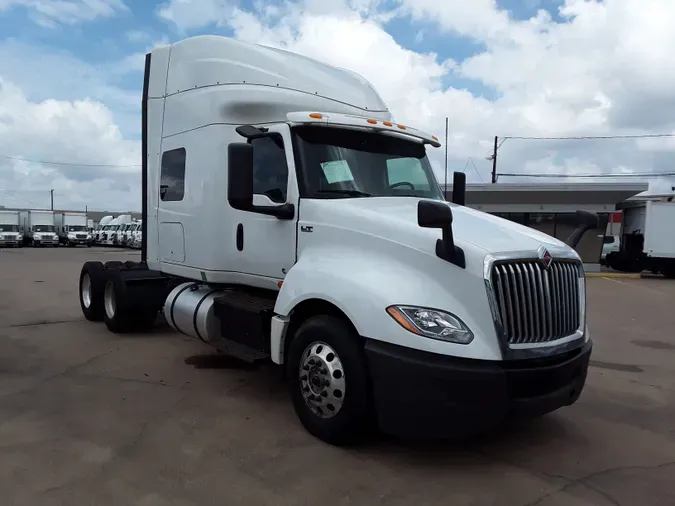 2019 NAVISTAR INTERNATIONAL LT625 SLPR CAB