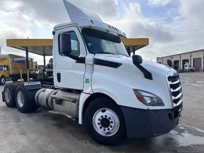 2019 Freightliner T12664ST77939a6d4c9a697df19abf296054e046