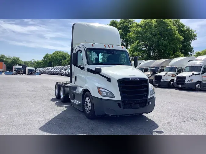 2021 Freightliner Cascadia 1267793c2809faf4019464a627875c96617