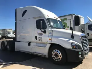 2018 FREIGHTLINER X12564ST