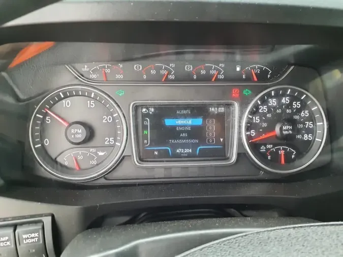 2019 NAVISTAR INTERNATIONAL LT625 SLPR CAB