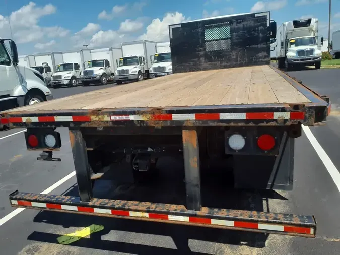 2019 FREIGHTLINER M2 106