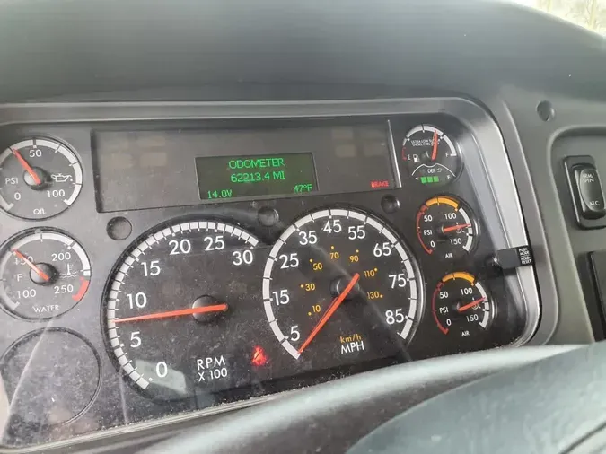 2021 FREIGHTLINER/MERCEDES M2 106