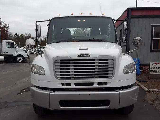 2016 FREIGHTLINER/MERCEDES M2 106