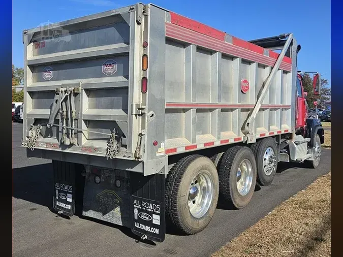 2020 WESTERN STAR 4700