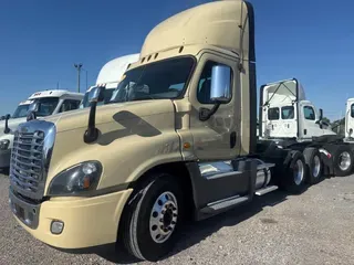 2019 FREIGHTLINER/MERCEDES CASCADIA 125