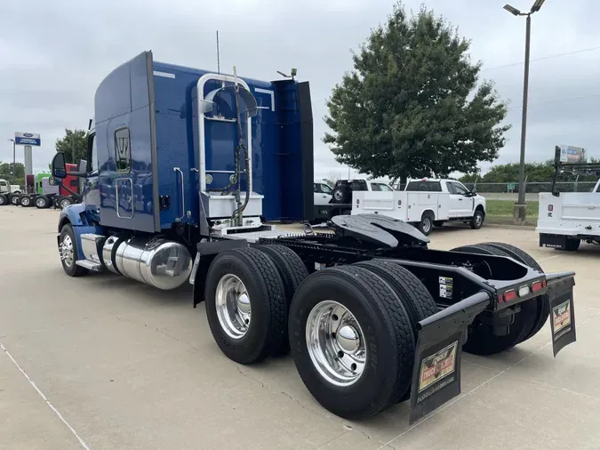 2023 Peterbilt 579